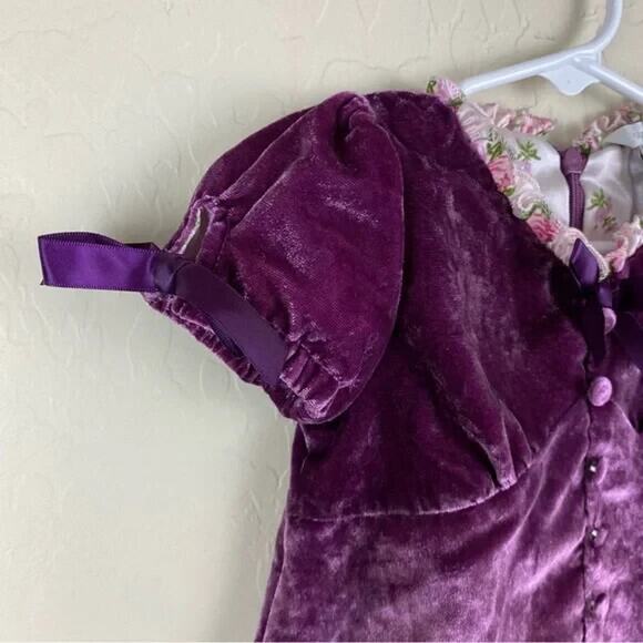 GUESS Baby Crushed Velvet Dress Purple with Buttons Bows Back Zip Sz 12M Velour - Picture 3 of 10